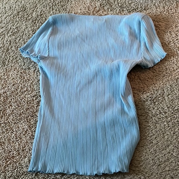 Blue patterned top - Picture 2 of 2